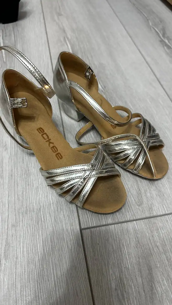 Продам туфли бальные разных размеров