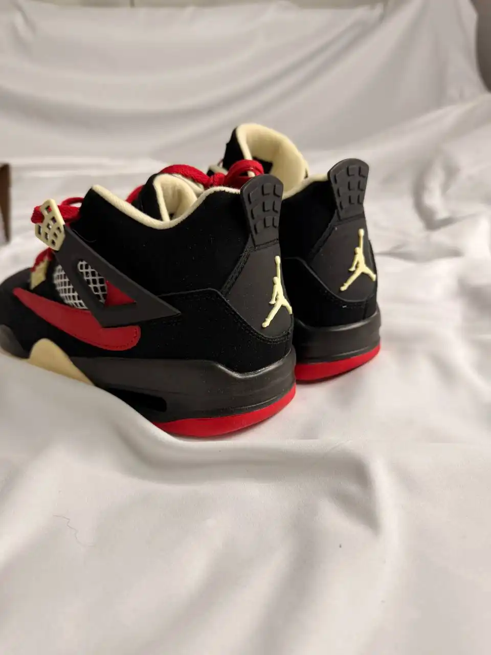 Джорданы 4 размеры 41-45