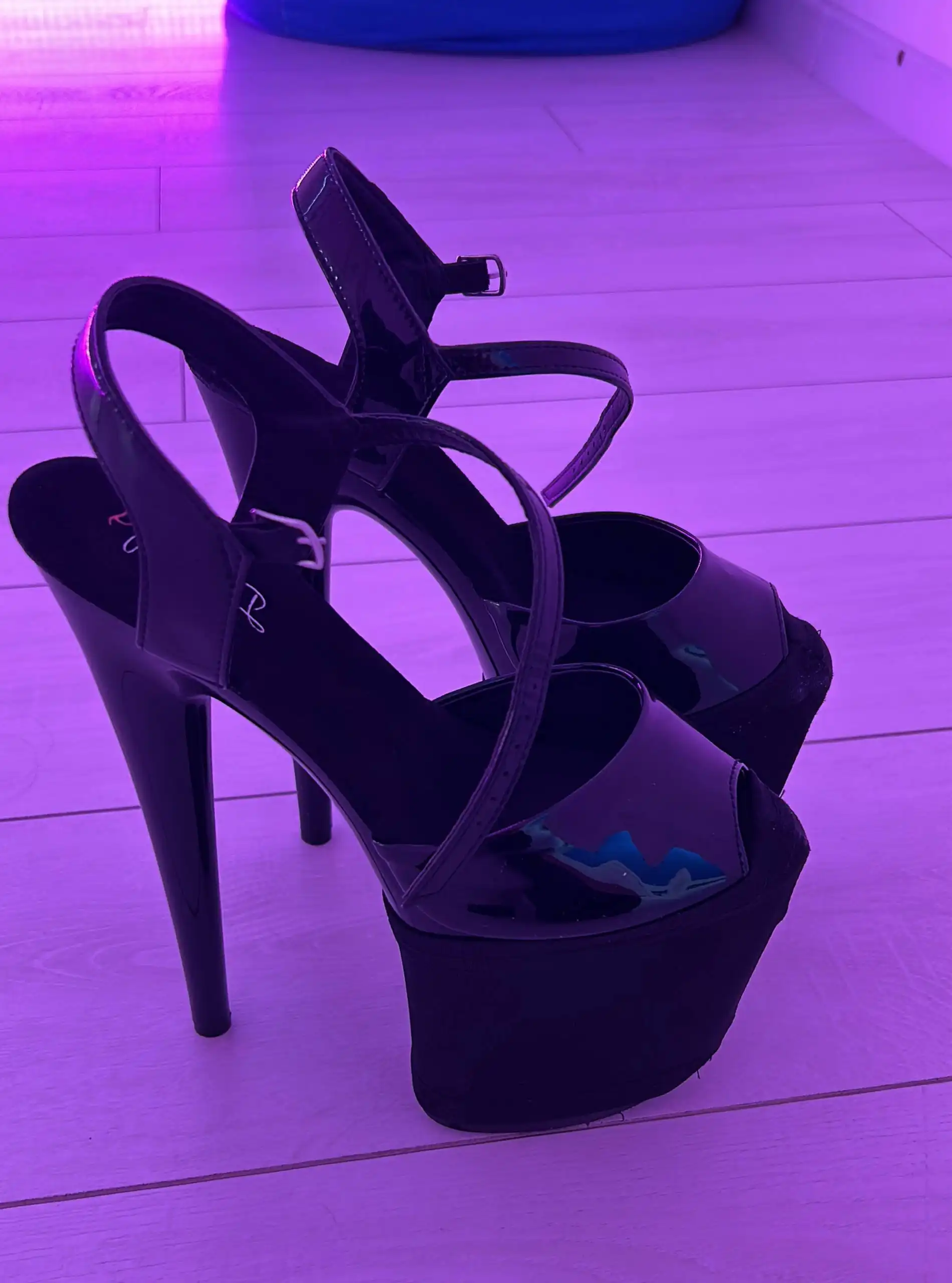 Тройки 39 размер - Обувь (Одежда) в Краснодар