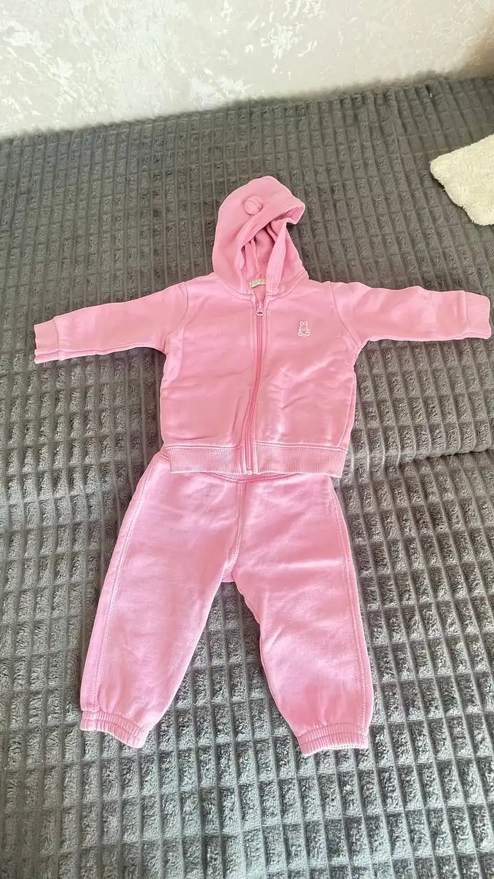 Продажа вещей для новорожденной девочки - Одежда для новорожденных (Товары для детей) в Краснодар