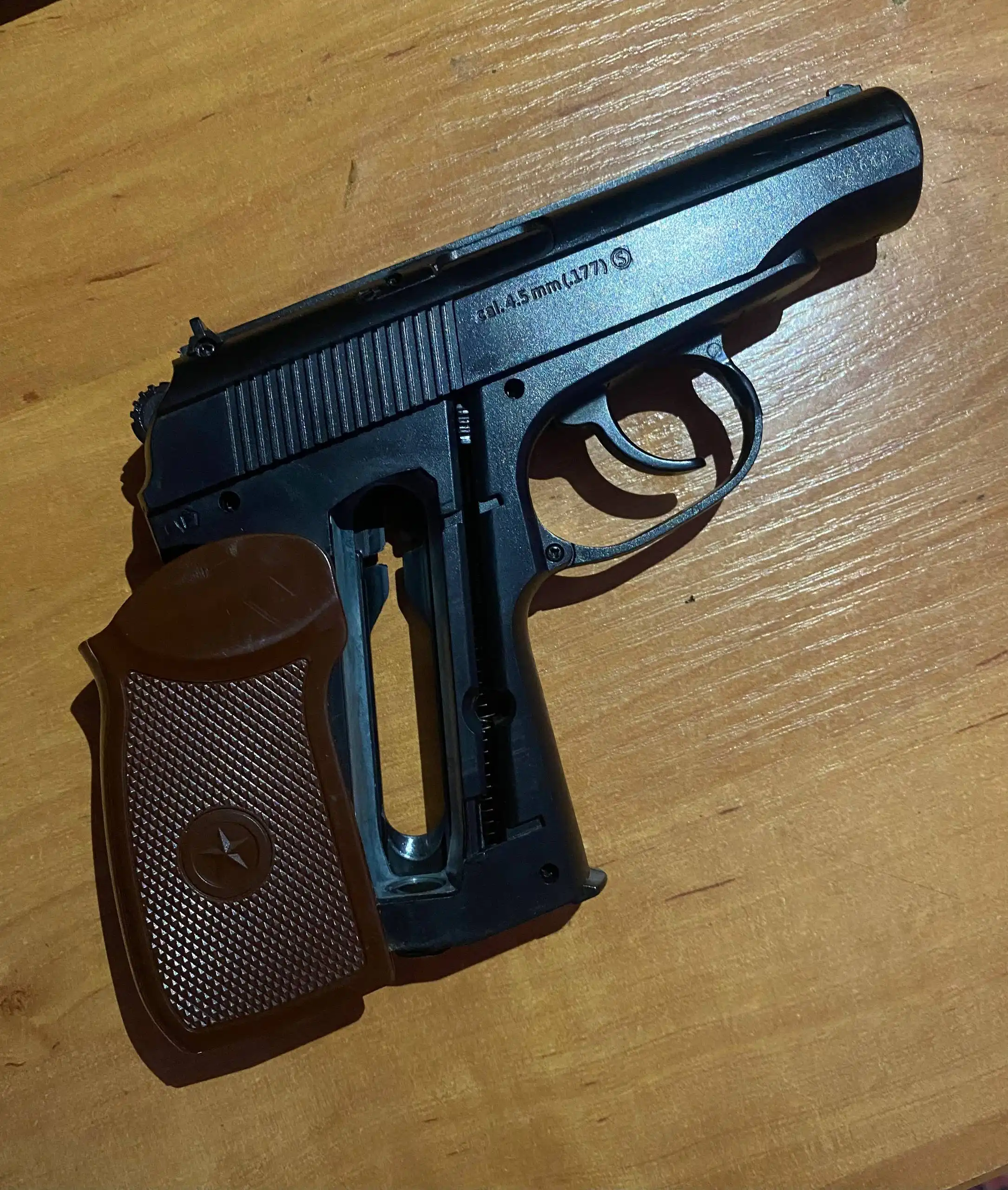 Пневматический пистолет BORNER PM-X прототип Макарова - Пневматическое оружие (Хобби и отдых) в Краснодар