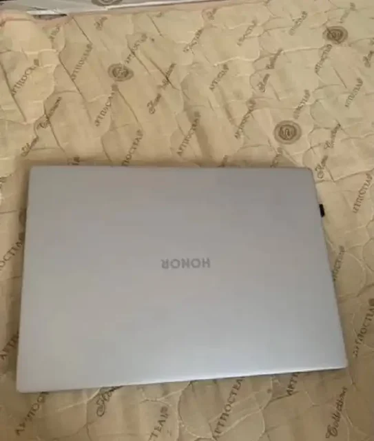 Ноутбук Honor MagicBook X14 Plus 32GB/1TB - частное объявление в Краснодар