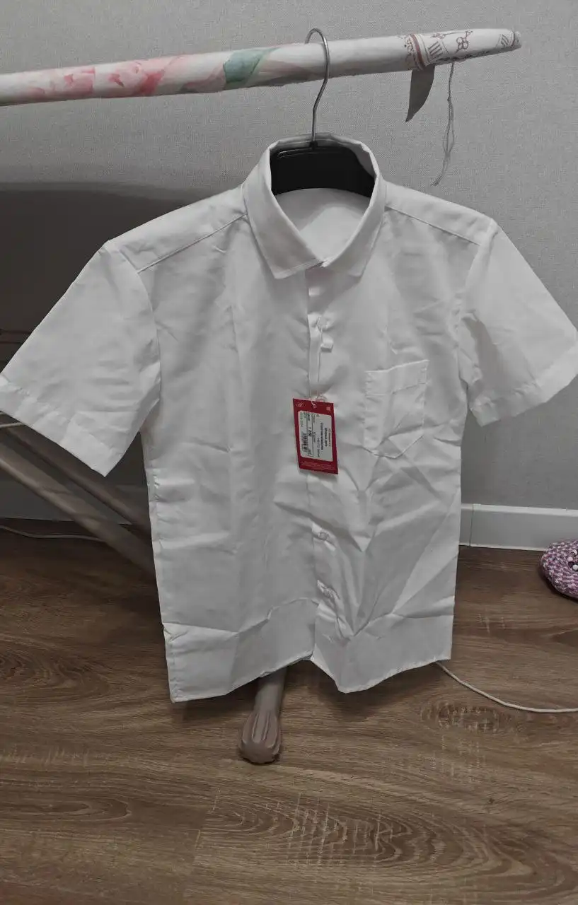 Рубашки для мальчика, размер 34, классика - Детская одежда (Одежда) в Краснодар