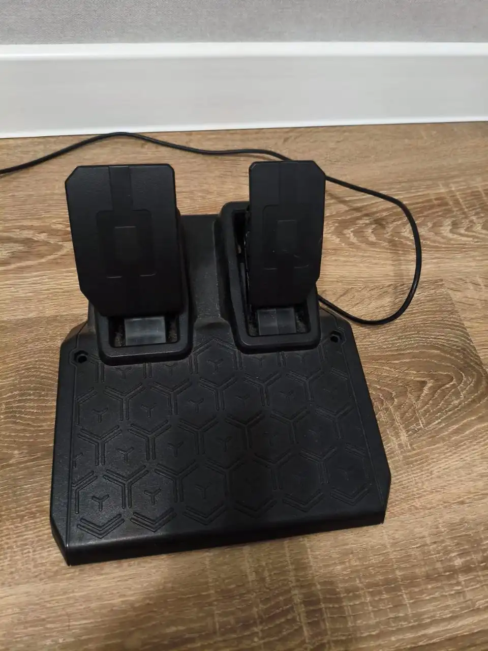 Thrustmaster T128 в хорошем состоянии - Электроника (Барахолка) в Краснодар