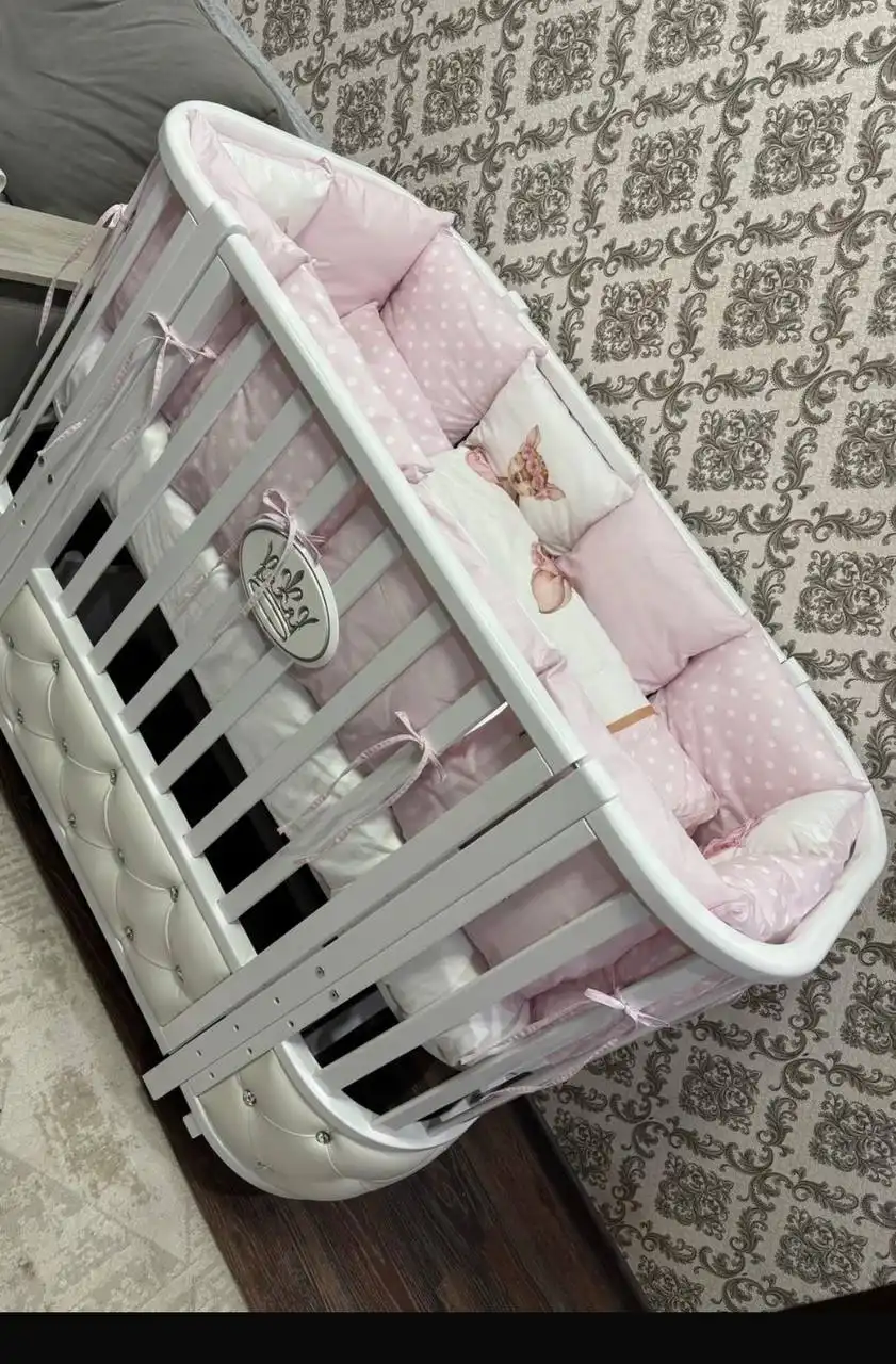 Продажа детской кроватки с маятником и колесиками Luxmom 777 3 в 1 - Детская мебель (Товары для детей) в Краснодар