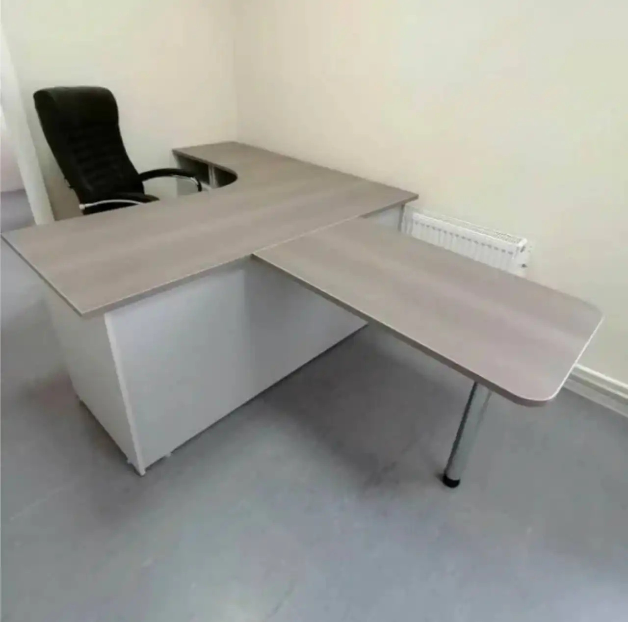 Офисный угловой стол с тумбой и шкафом - Мебель (Барахолка) в Краснодар