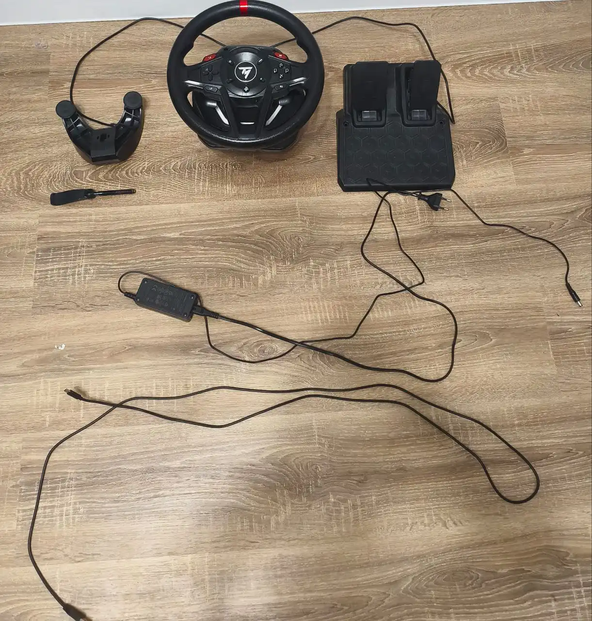 Thrustmaster t128 в хорошем состоянии - Барахолка в Краснодар