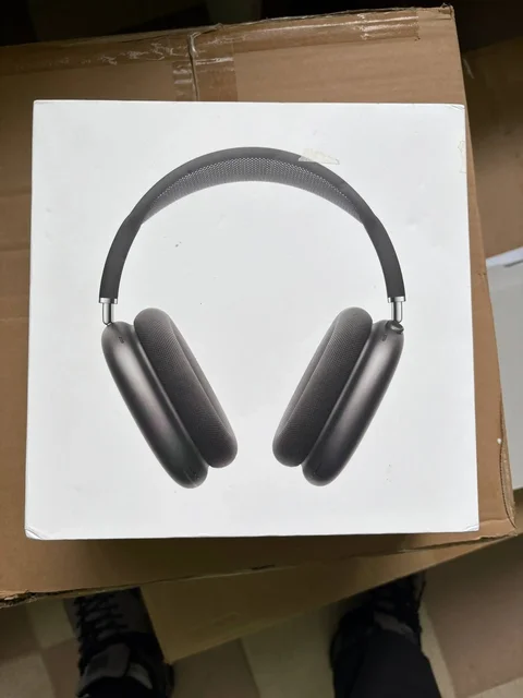 Наушники Apple AirPods Max новые вскрытая коробка оригинал - Игровые аксессуары в Краснодар