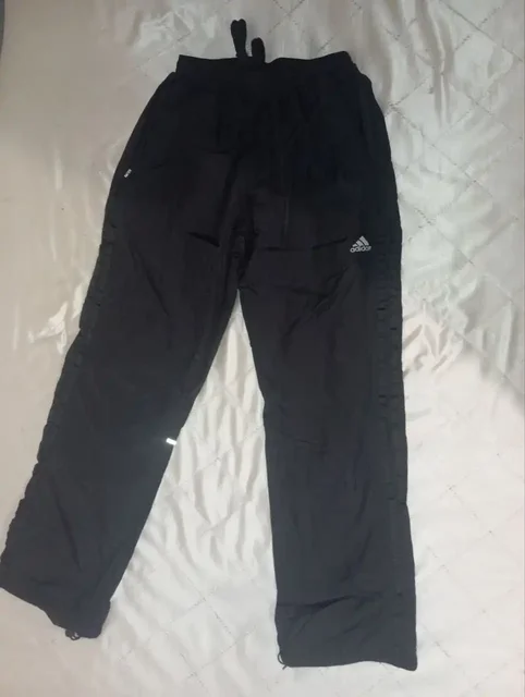 Шатны Adidas размер M - Аксессуары в Краснодар