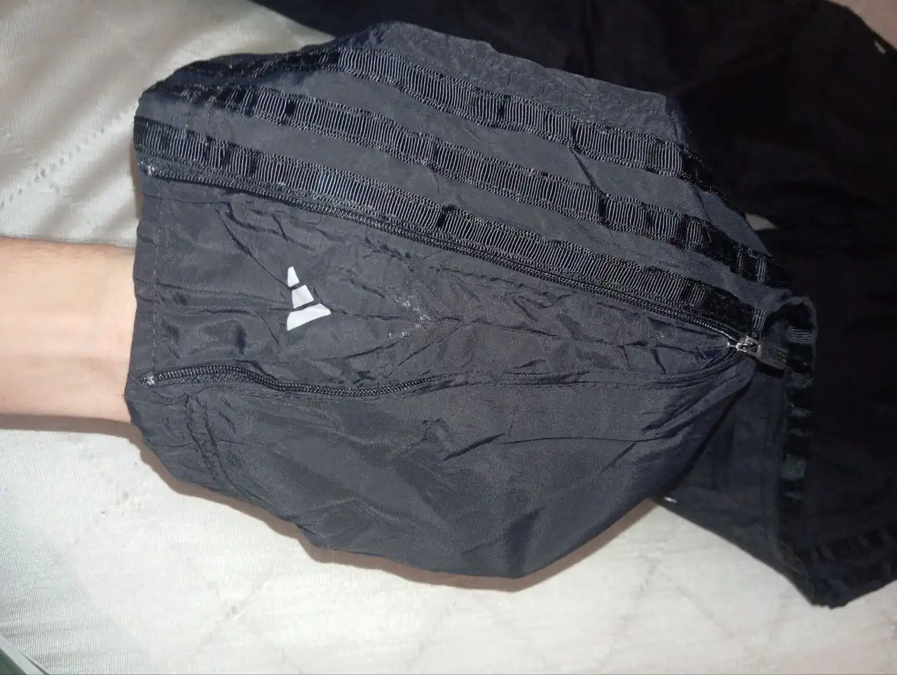 Шатны Adidas размер M - Спортивная одежда (Одежда) в Краснодар