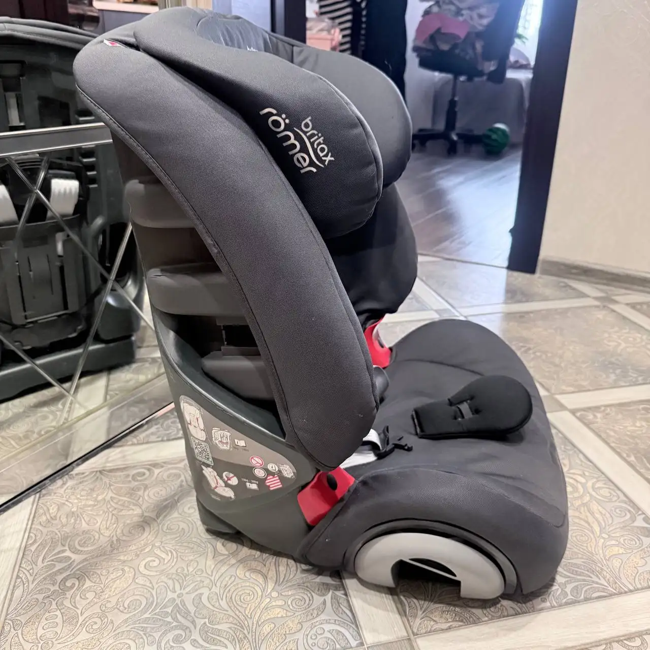 Продажа автомобильного кресла Britax Romer - Барахолка в Краснодар