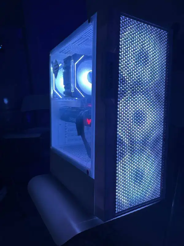 Продам игровой ПК с периферией в Краснодаре - Компьютеры и комплектующие (Электроника) в Краснодар