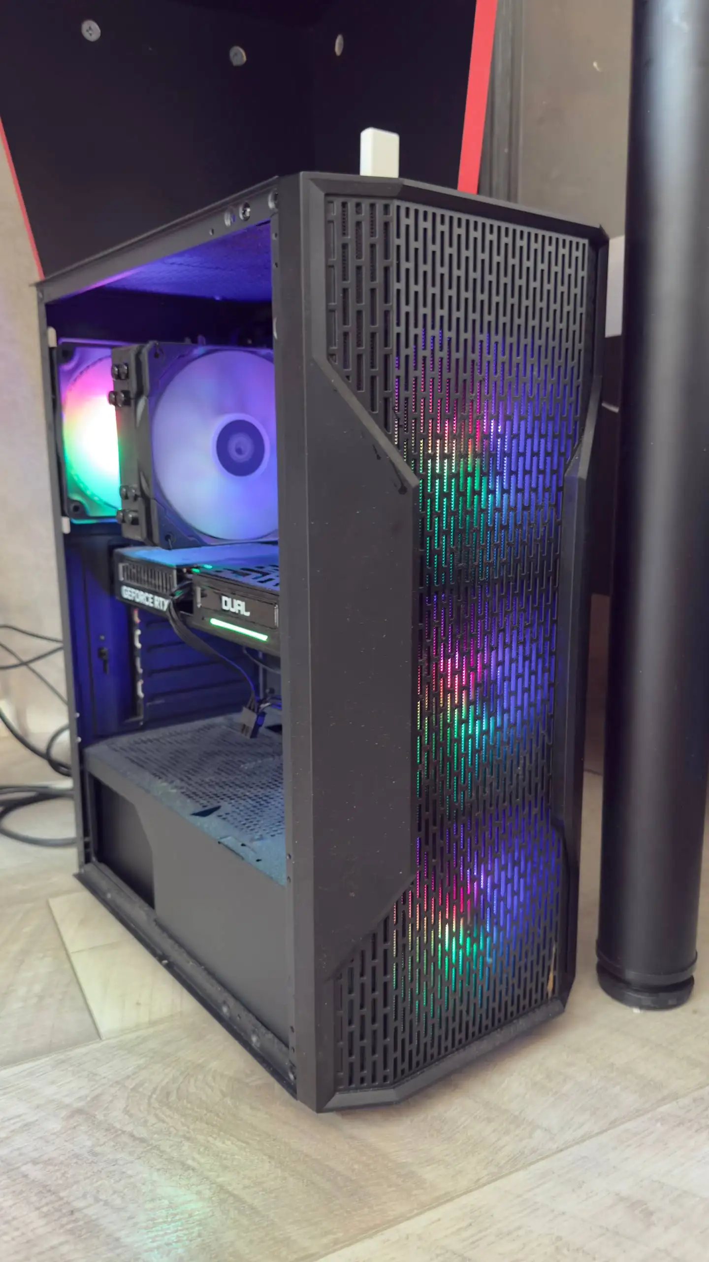 Системный блок с видеокартой RTX 5060 и процессором i5-12400F - Компьютерная техника (Электроника) в Краснодар