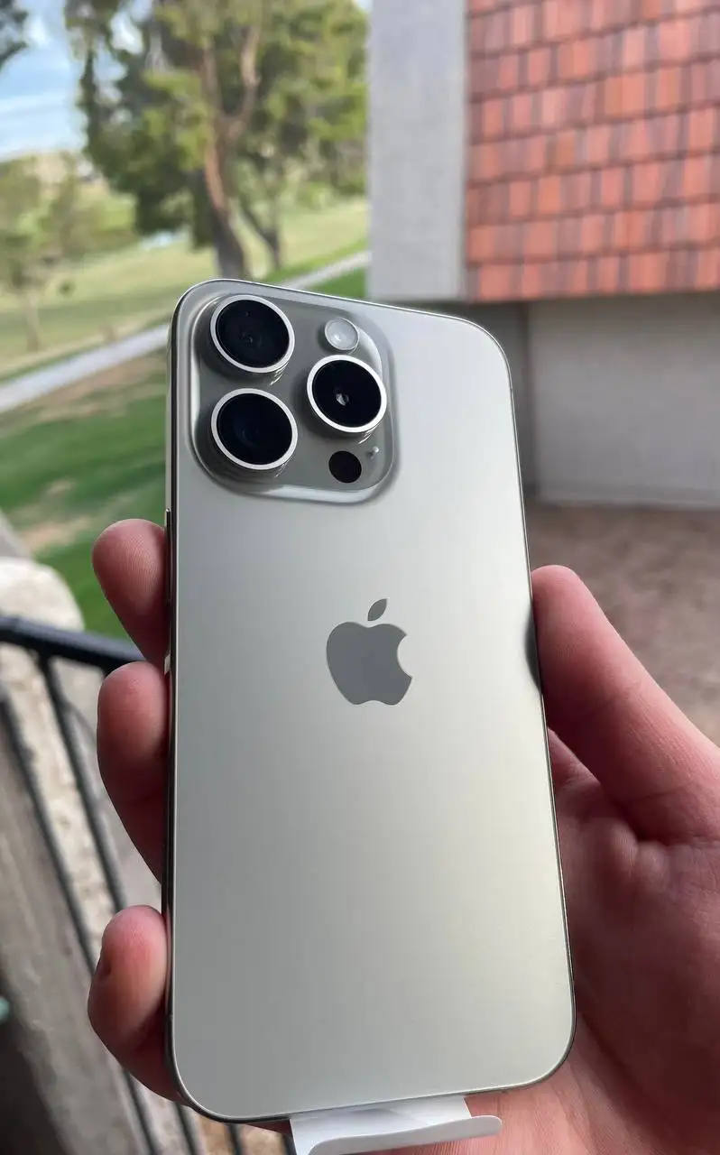 iPhone 15 Pro Max 256гб Натуральный титан - Смартфоны и телефоны (Электроника) в Краснодар