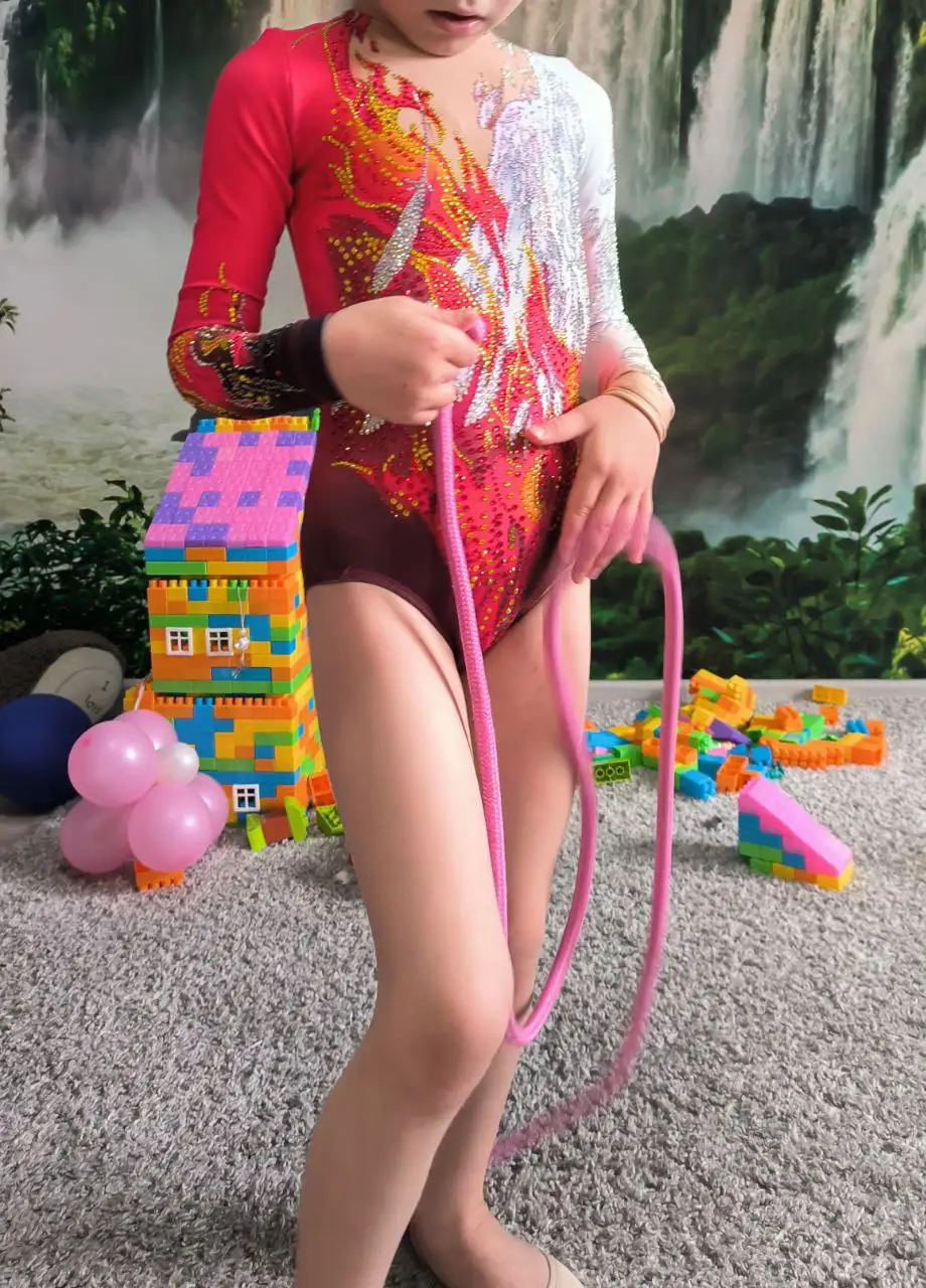 Купальник для художественной гимнастики размер 110-116 - Спортивная одежда (Хобби и отдых) в Краснодар