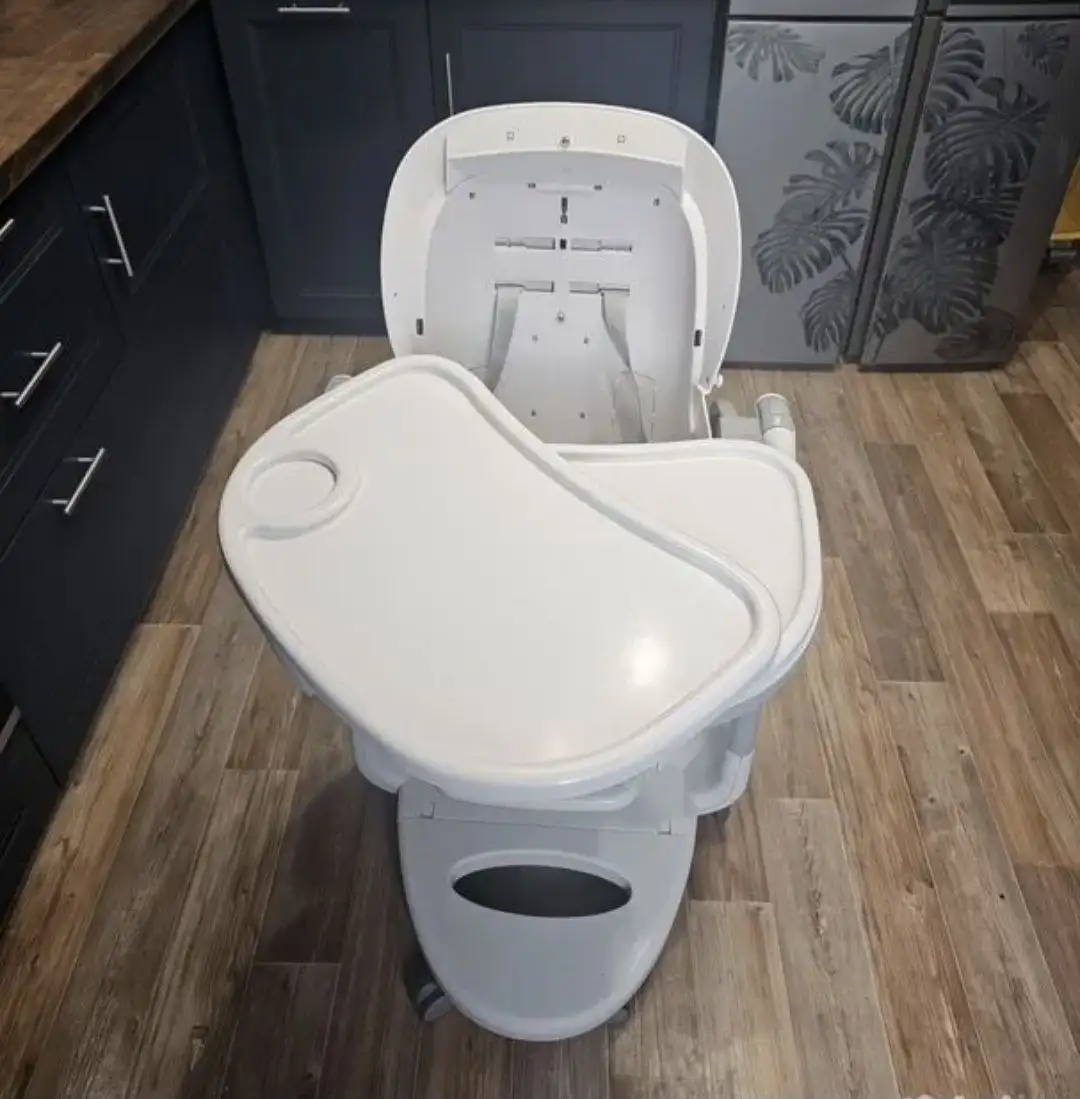 Продаю детский стул - Детская мебель (Товары для детей) в Краснодар