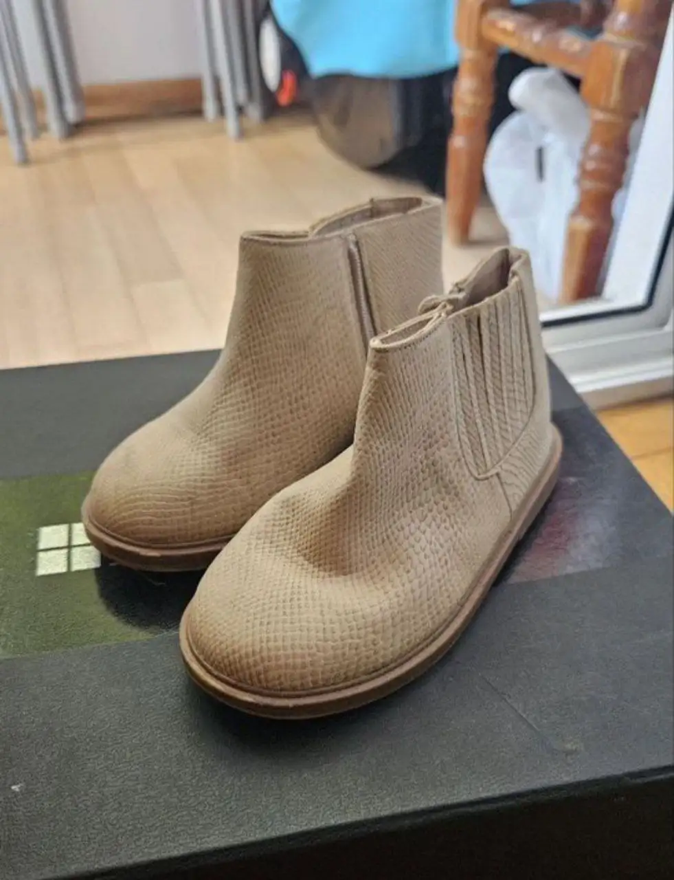 Детские сапожки Zara 24 размера - Детская обувь (Барахолка) в Краснодар