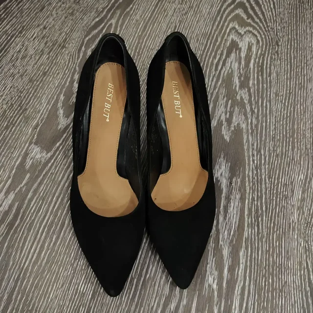 Туфли новые 39 размер натуральный велюр - Свитера в Краснодар