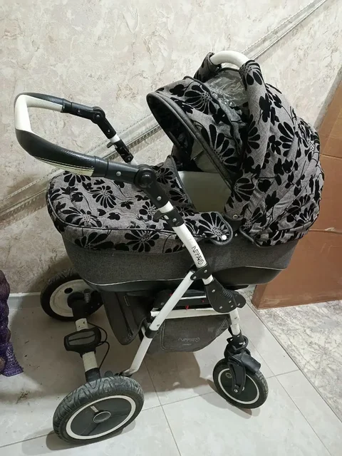 Продажа прогулочной коляски с дождевиком и сумкой - Чай в Краснодар