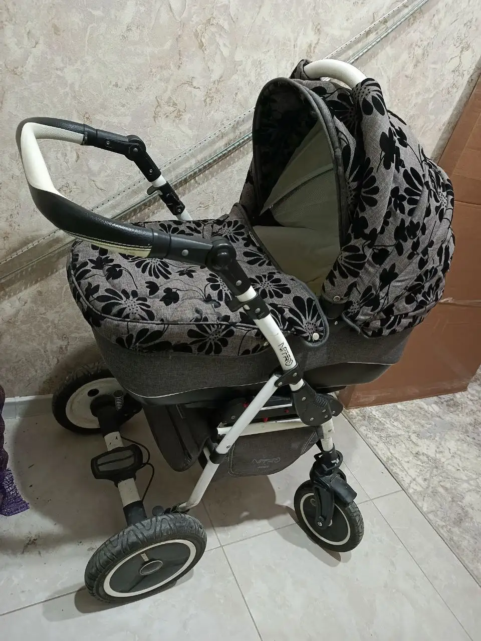 Продажа прогулочной коляски с дождевиком и сумкой - Товары для детей (Барахолка) в Краснодар