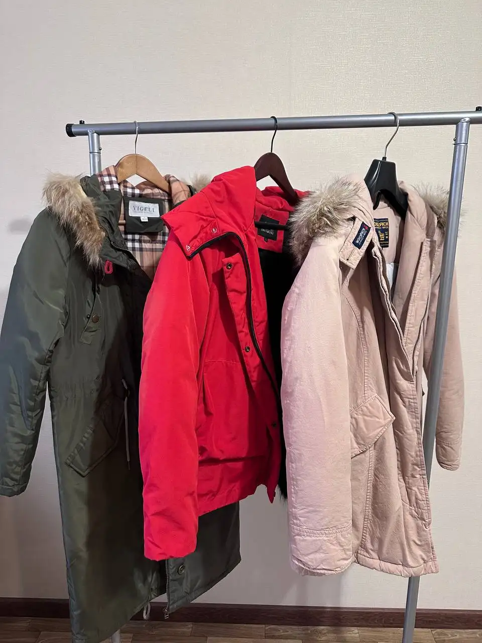 Продажа верхней одежды размеры 42-44 - Верхняя одежда (Одежда) в Краснодар