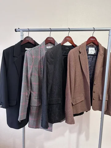 Разгрузила гардероб: жакеты и брючный костюм - Перчатки в Краснодар