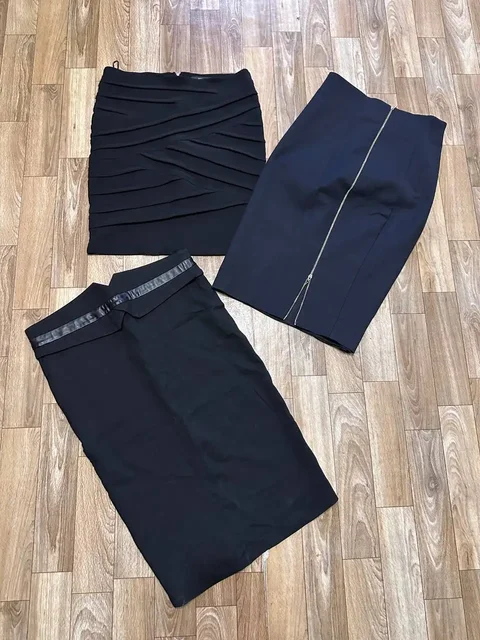 Юбки и комбинезон размер 42-44 - Перчатки в Краснодар