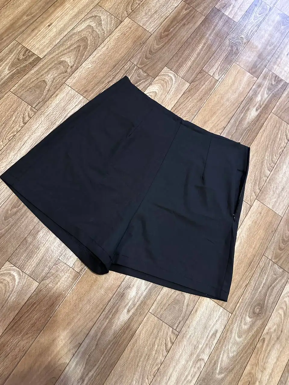 Женские классические шорты размер М - Женская одежда (Одежда) в Краснодар