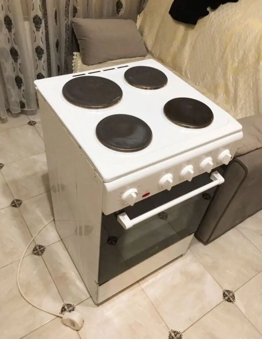 Продам электрическую плиту Cezaris - Барахолка в Краснодар