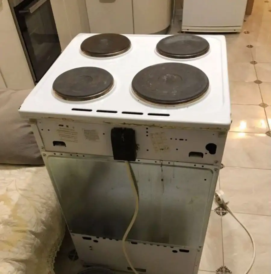 Продам электрическую плиту Cezaris - Барахолка в Краснодар