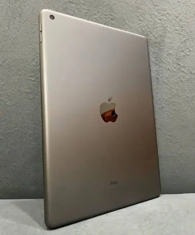 iPad 7 поколения 128gb в хорошем состоянии - Планшеты (Электроника) в Краснодар