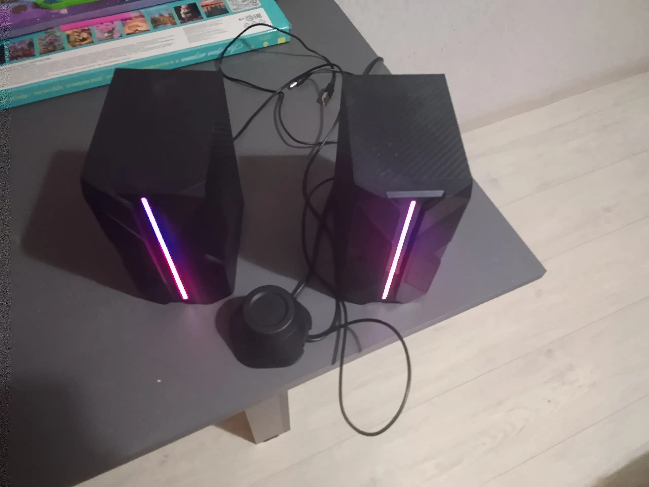 Продажа колонок с подцветкой - Аудиотехника (Электроника) в Краснодар