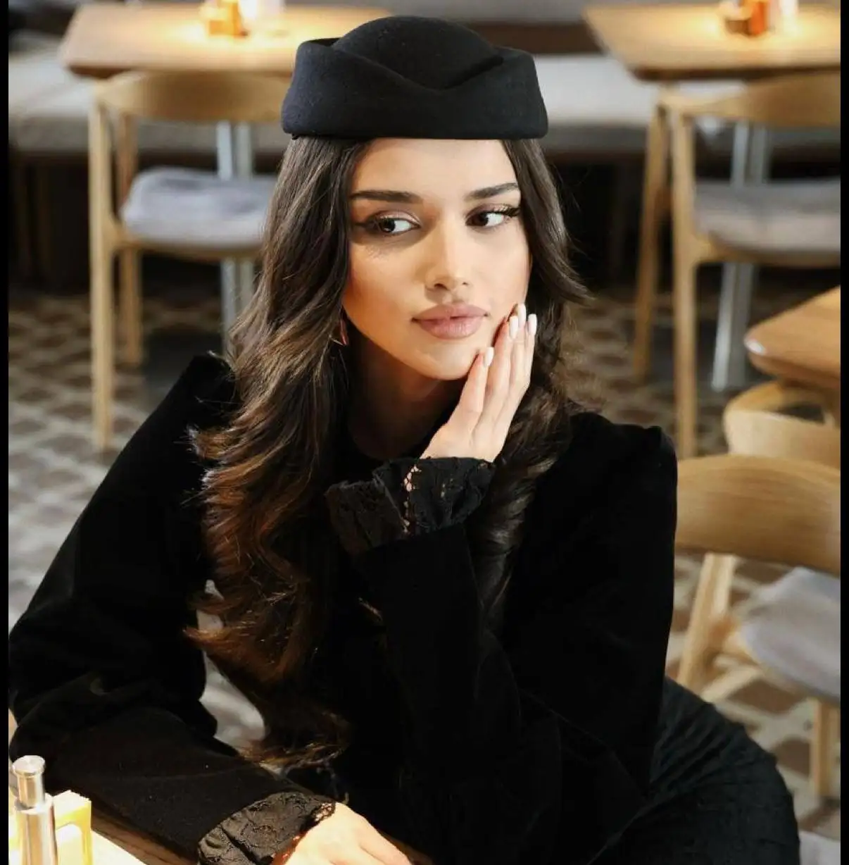 Продам новые вещи: пиджак, костюм, шляпа, платье - Одежда в Краснодар