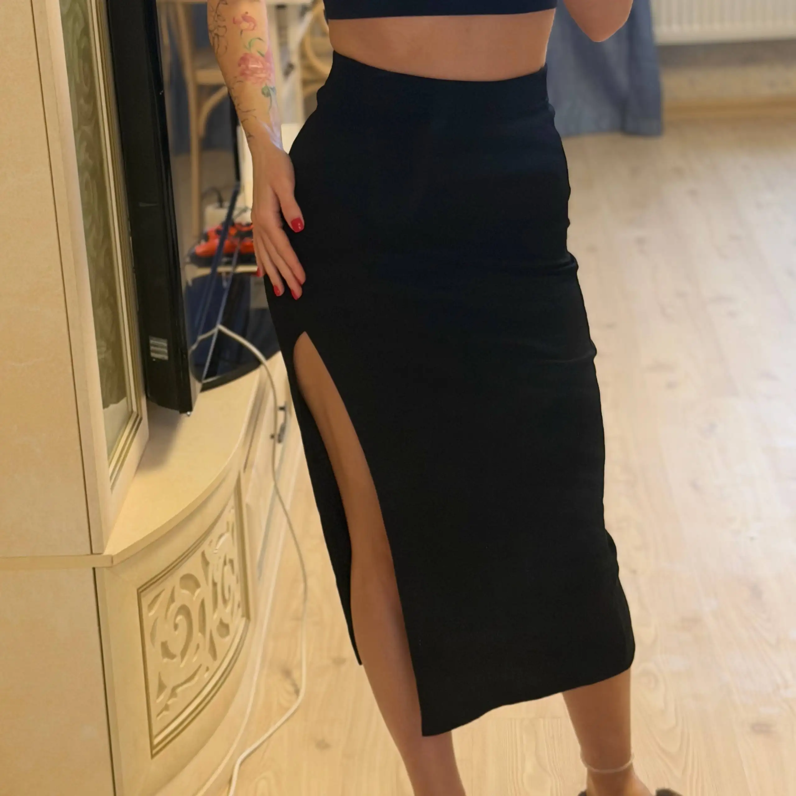 Продам новые вещи: пиджак, костюм, шляпа, платье - Одежда в Краснодар