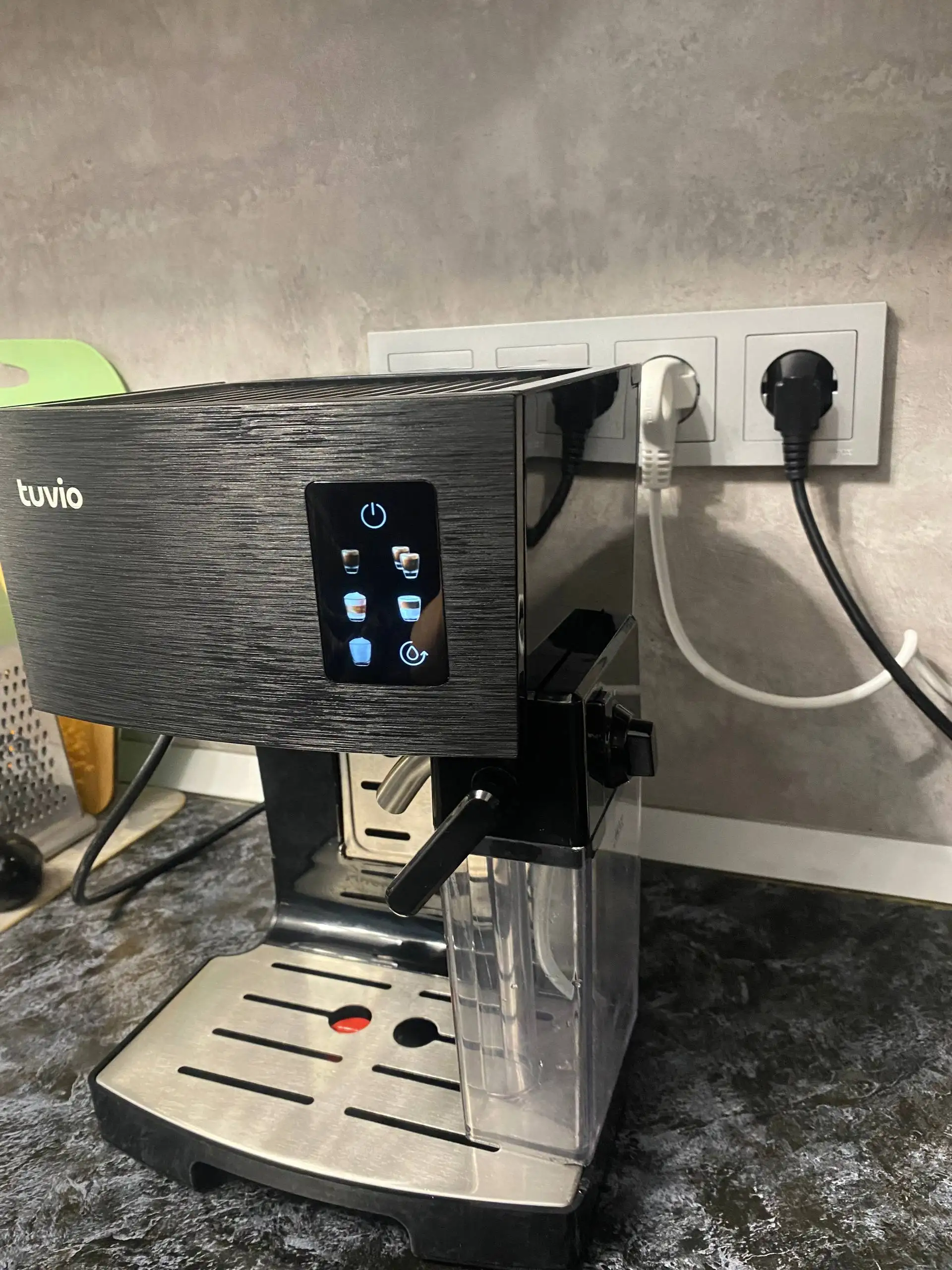 Рожковая кофе машина Tuvio с фильтрами - Кухонная техника (Для дома и дачи) в Краснодар