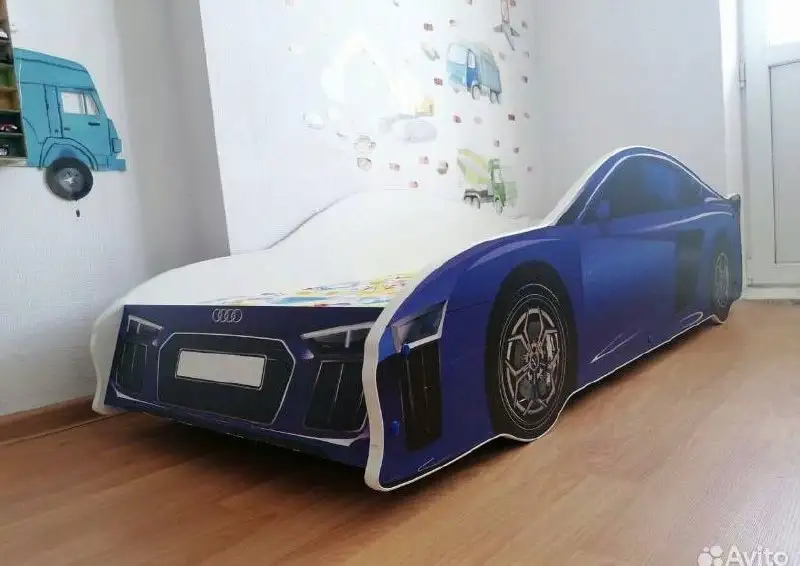 Продам детскую кровать с матрасом и постельными принадлежностями - Детская мебель (Товары для детей) в Краснодар