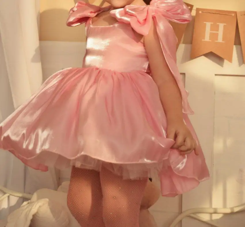 Продам платье для девочки 98 размер - Одежда (Товары для детей) в Краснодар