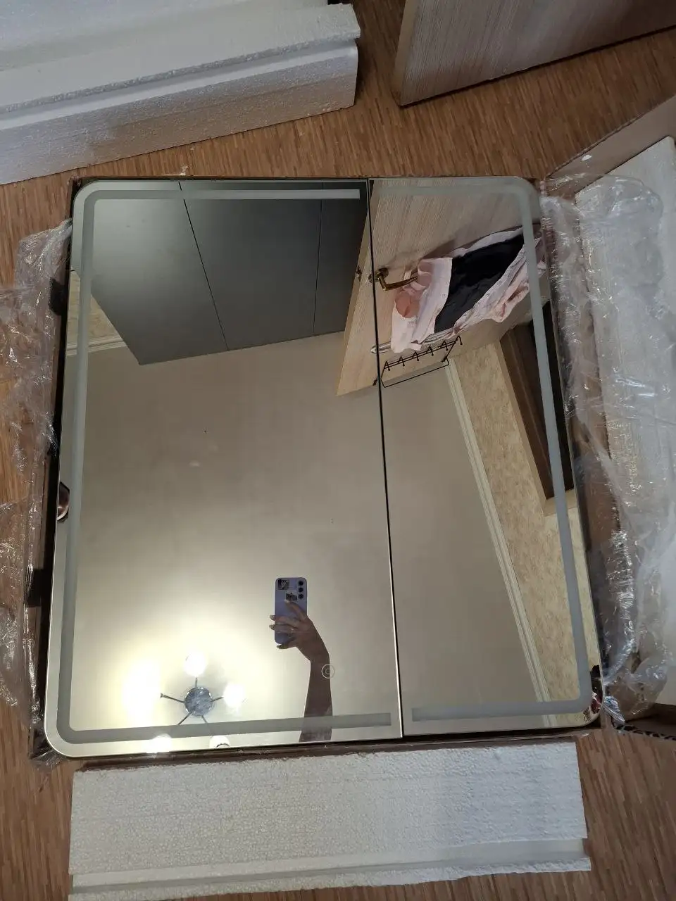 Зеркальный шкаф с подсветкой бренда Итана - Мебель для ванной (Для дома и дачи) в Краснодар