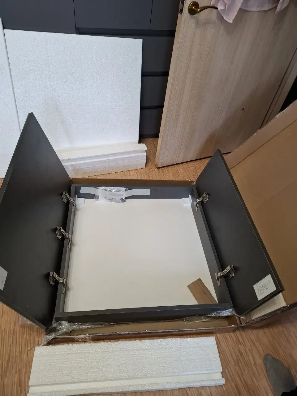 Зеркальный шкаф с подсветкой бренда Итана - Мебель для ванной (Для дома и дачи) в Краснодар