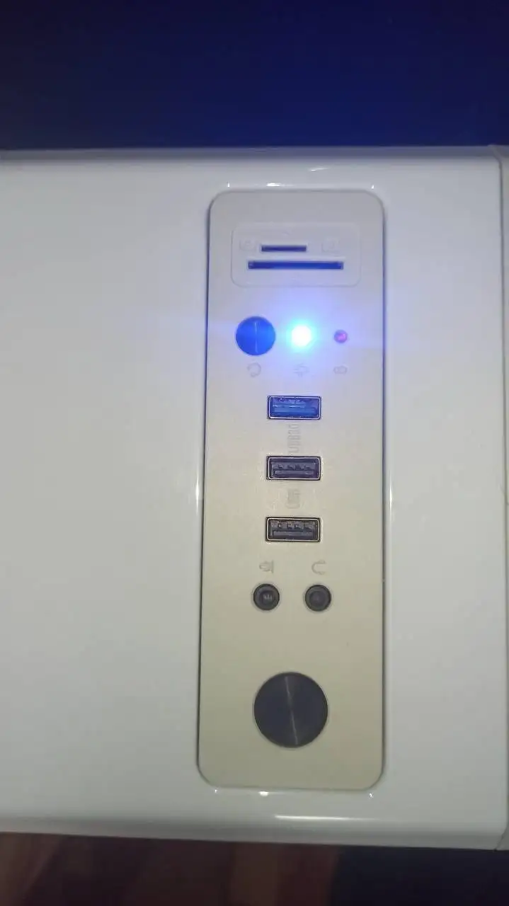 Продажа игрового компьютера в комплекте с монитором и периферией - Электроника в Краснодар