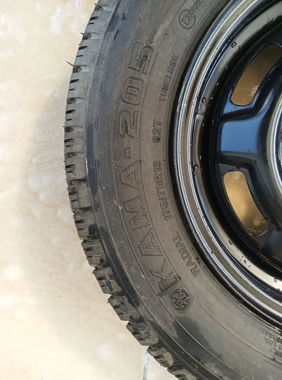 Продам колесо на летней резине 13R - Колеса и диски (Запчасти) в Краснодар