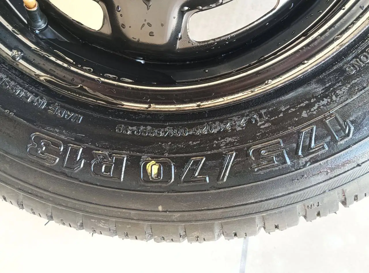 Продам колесо на летней резине 13R - Колеса и диски (Запчасти) в Краснодар