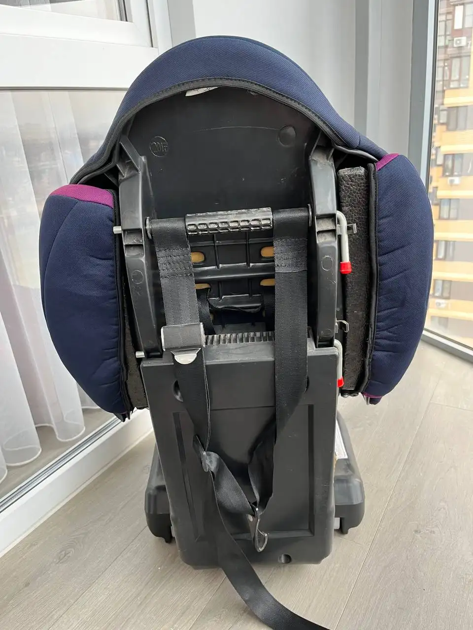 Продам авто кресло 9-18кг - Автокресла (Товары для детей) в Краснодар