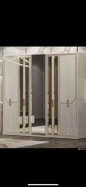 Шкаф, кровать, тумба и туалетный стол из МДФ крем-золото - Товары для дома и дачи в Краснодар