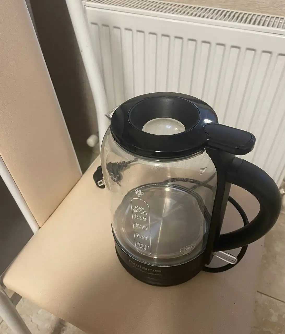 Продам чайник Polaris с кружками - Кухонная техника (Барахолка) в Краснодар