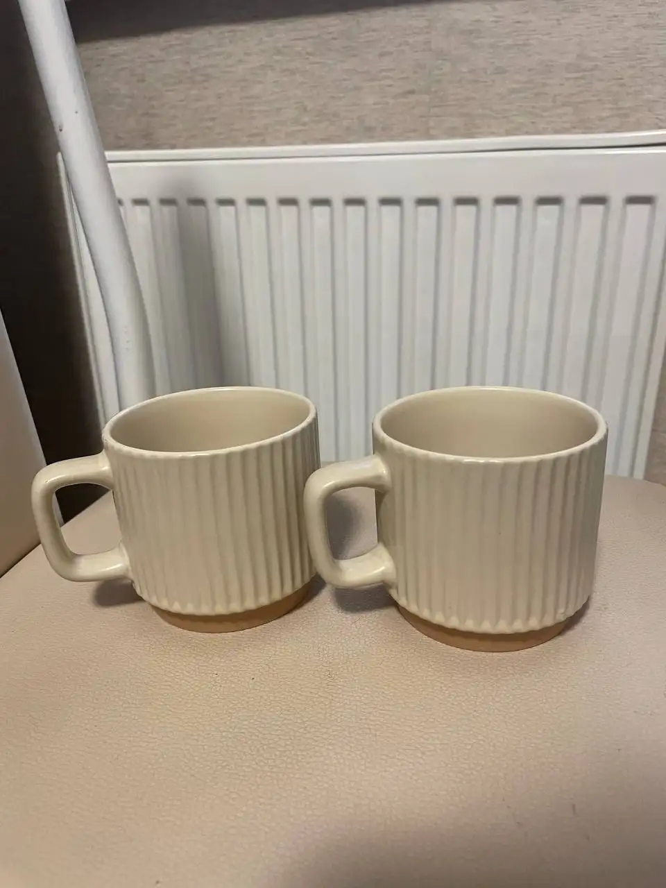 Продам чайник Polaris с кружками - Кухонная техника (Барахолка) в Краснодар