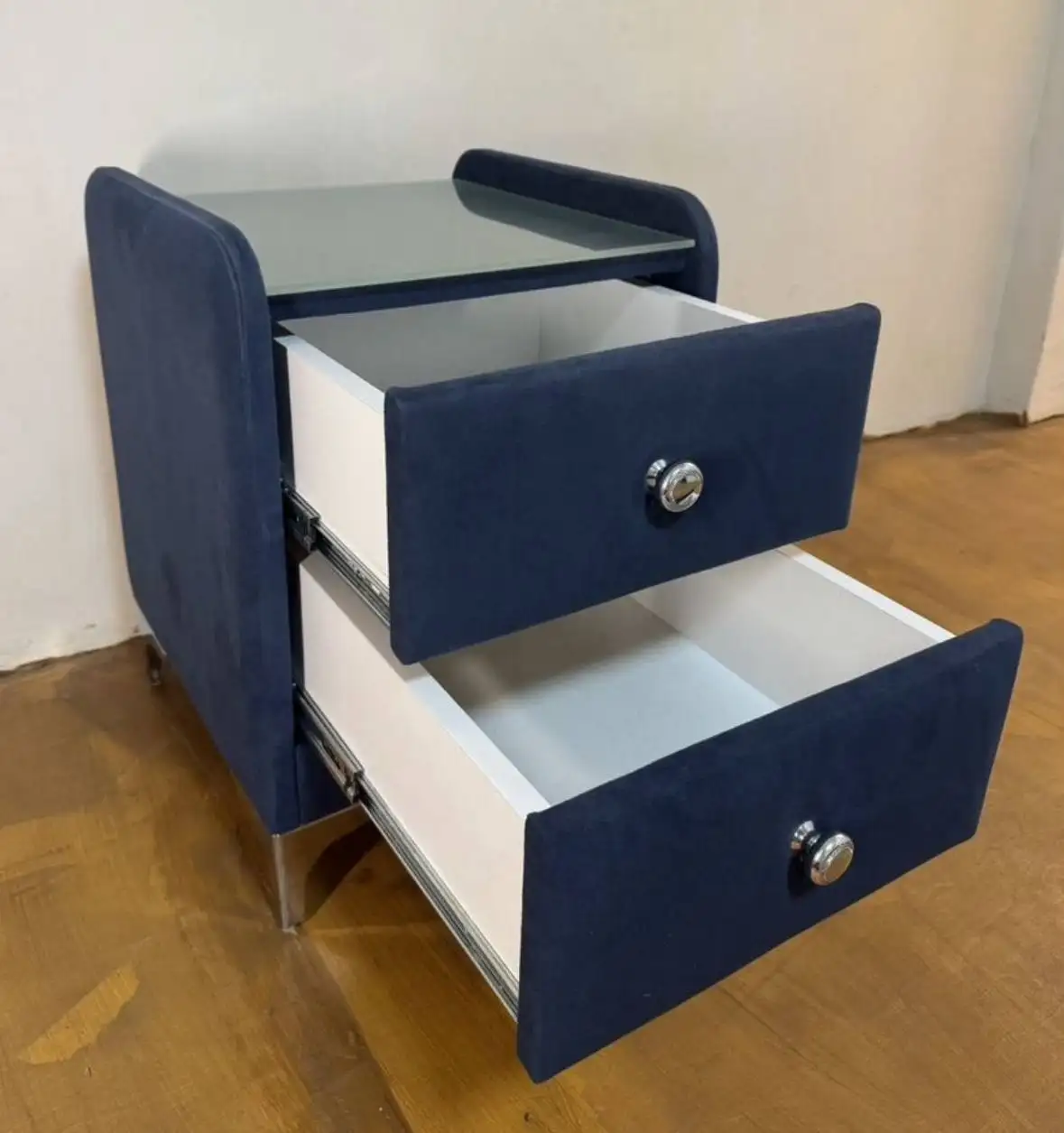 Продажа тумб белой и синей - Барахолка в Краснодар