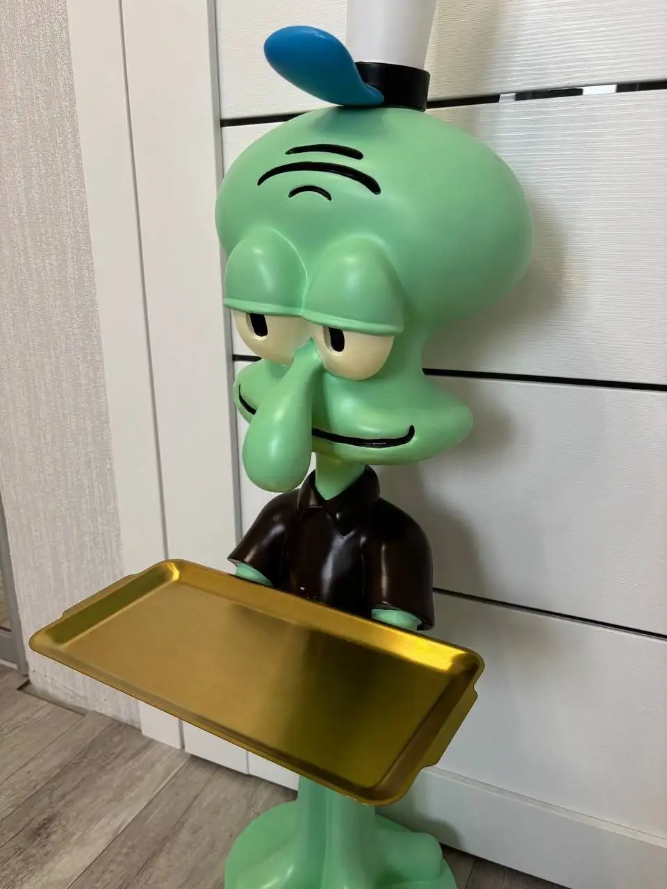 Декоративный стол Сквидвард из SpongeBob - Барахолка в Краснодар