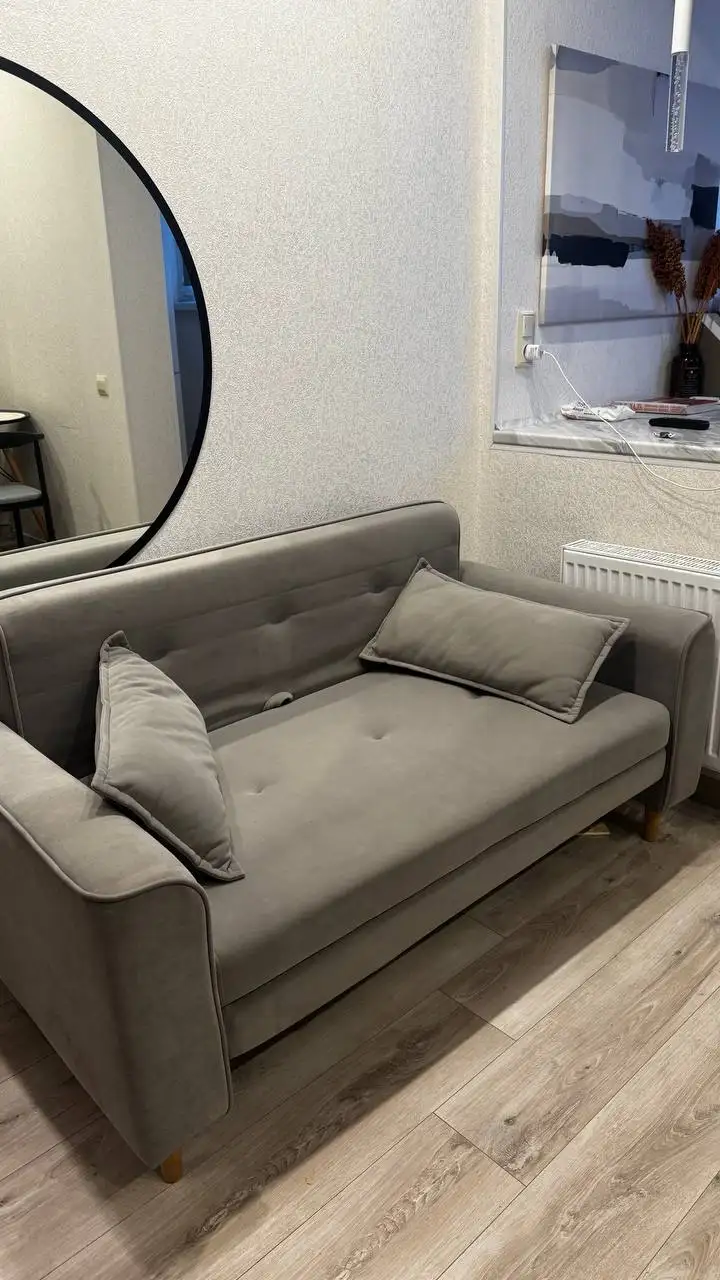 Продажа раскладного дивана из ЖК Самолет 1 - Мебель (Барахолка) в Краснодар