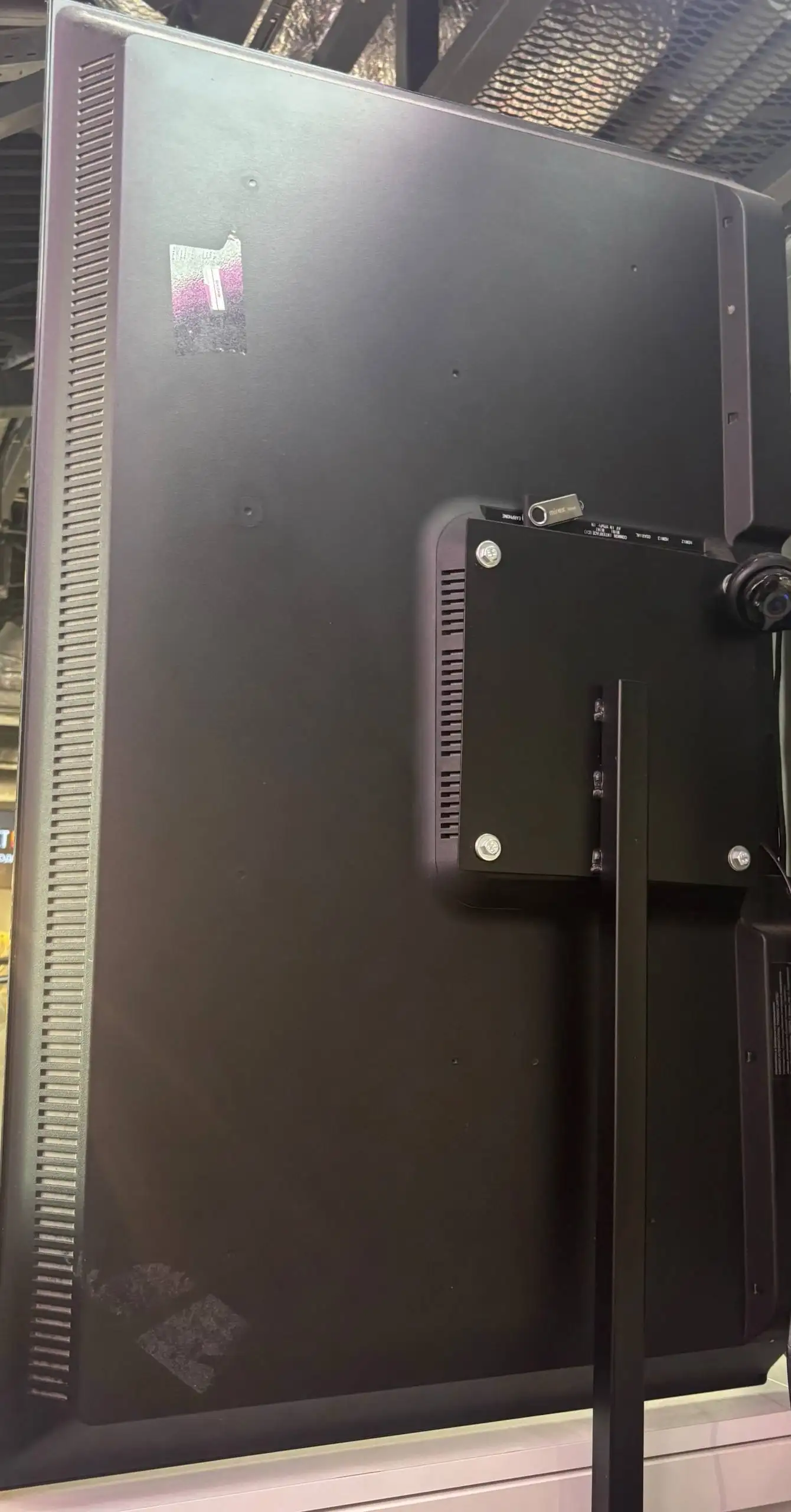 Телевизор Harper 43 дюйма - Телевизоры (Электроника) в Краснодар